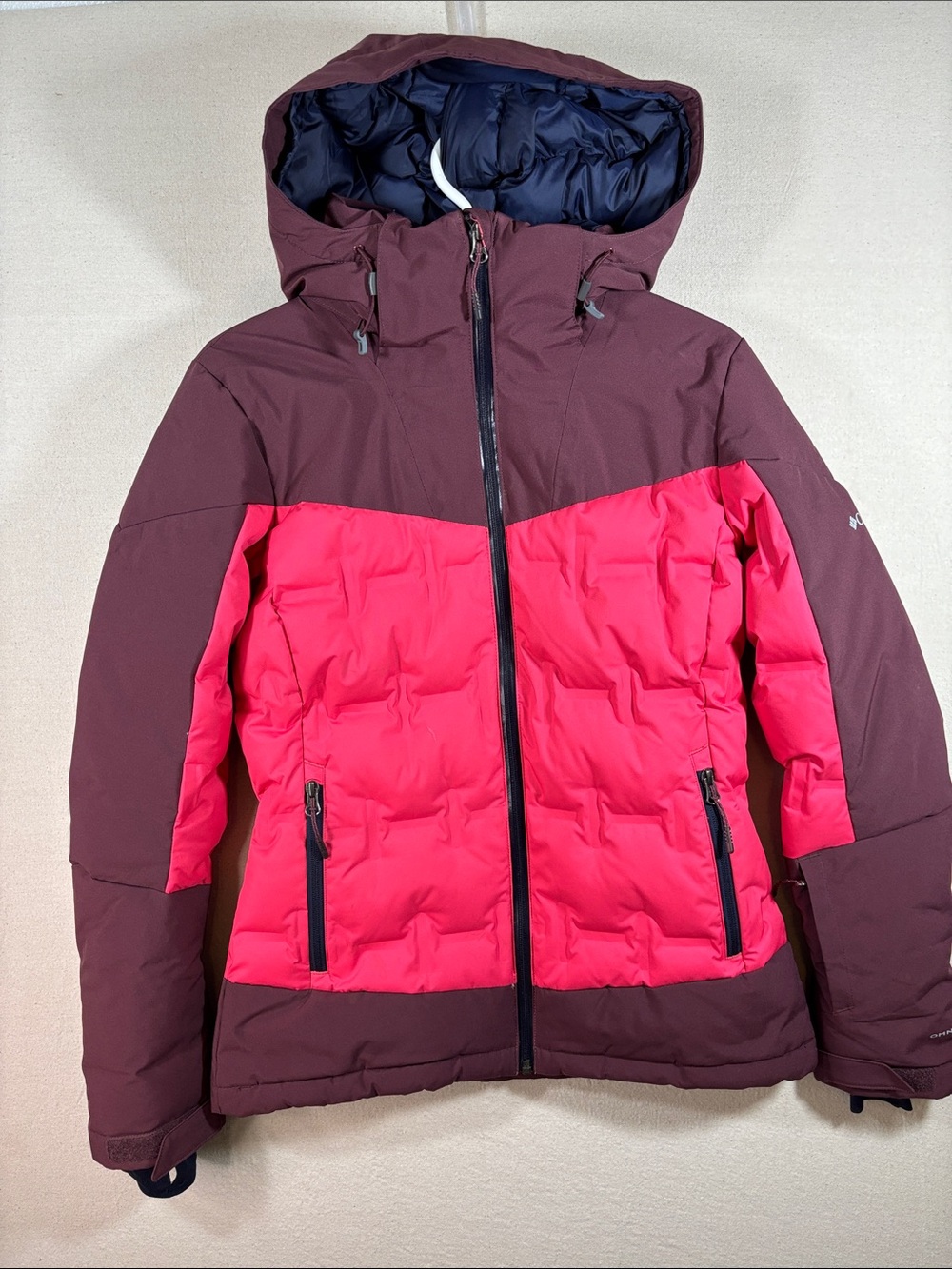 Columbia Womenโs Small 550 Fill Down Omni-Tech Ski Snow Jacket Pink Burgundy